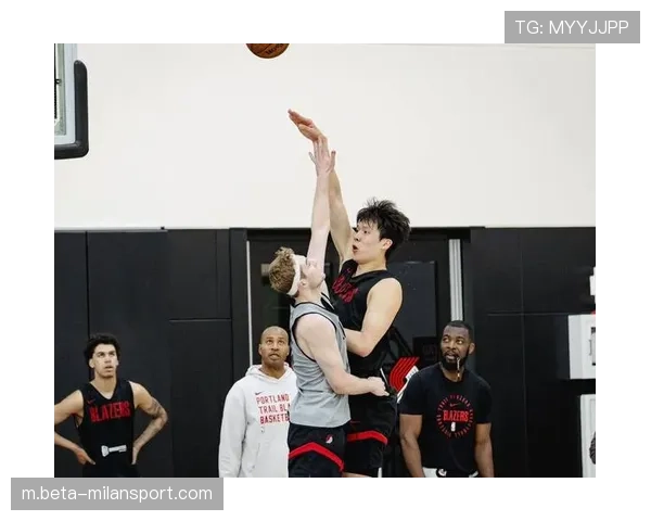 杨瀚森成长需时间 球迷应以耐心见证长期发展